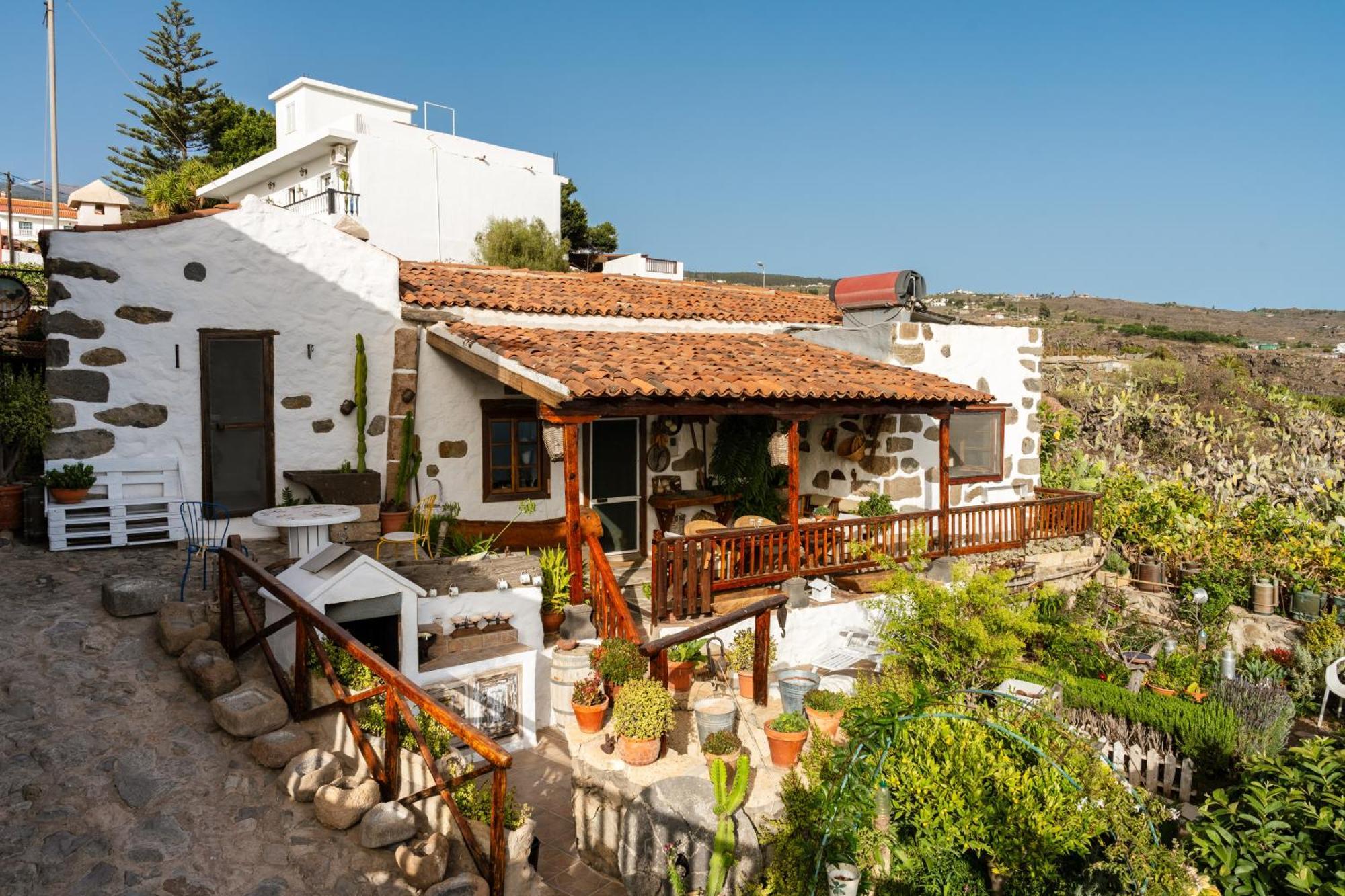 אדחה Casa Rural Tajona & Granero מראה חיצוני תמונה