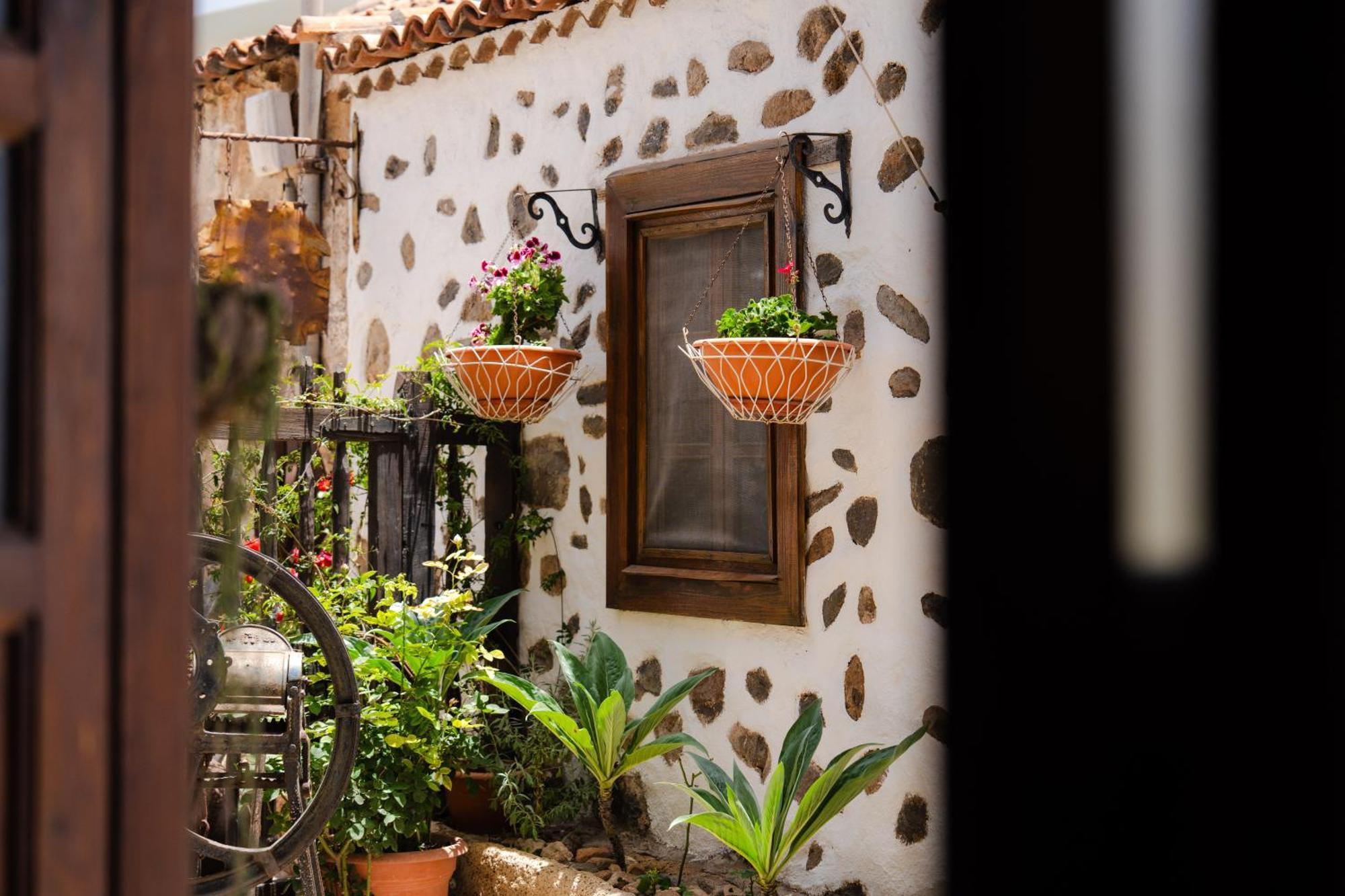 אדחה Casa Rural Tajona & Granero מראה חיצוני תמונה