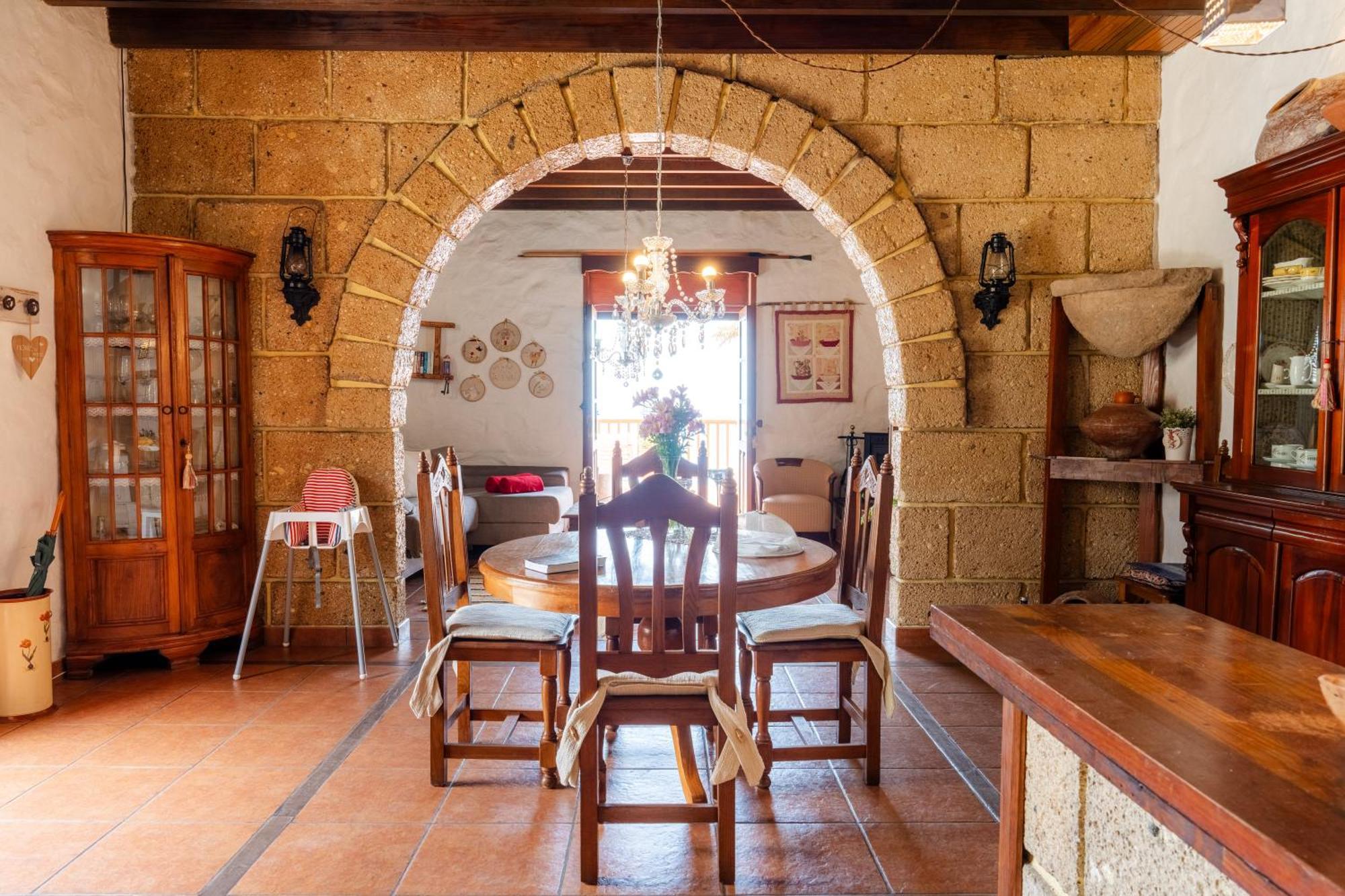אדחה Casa Rural Tajona & Granero מראה חיצוני תמונה