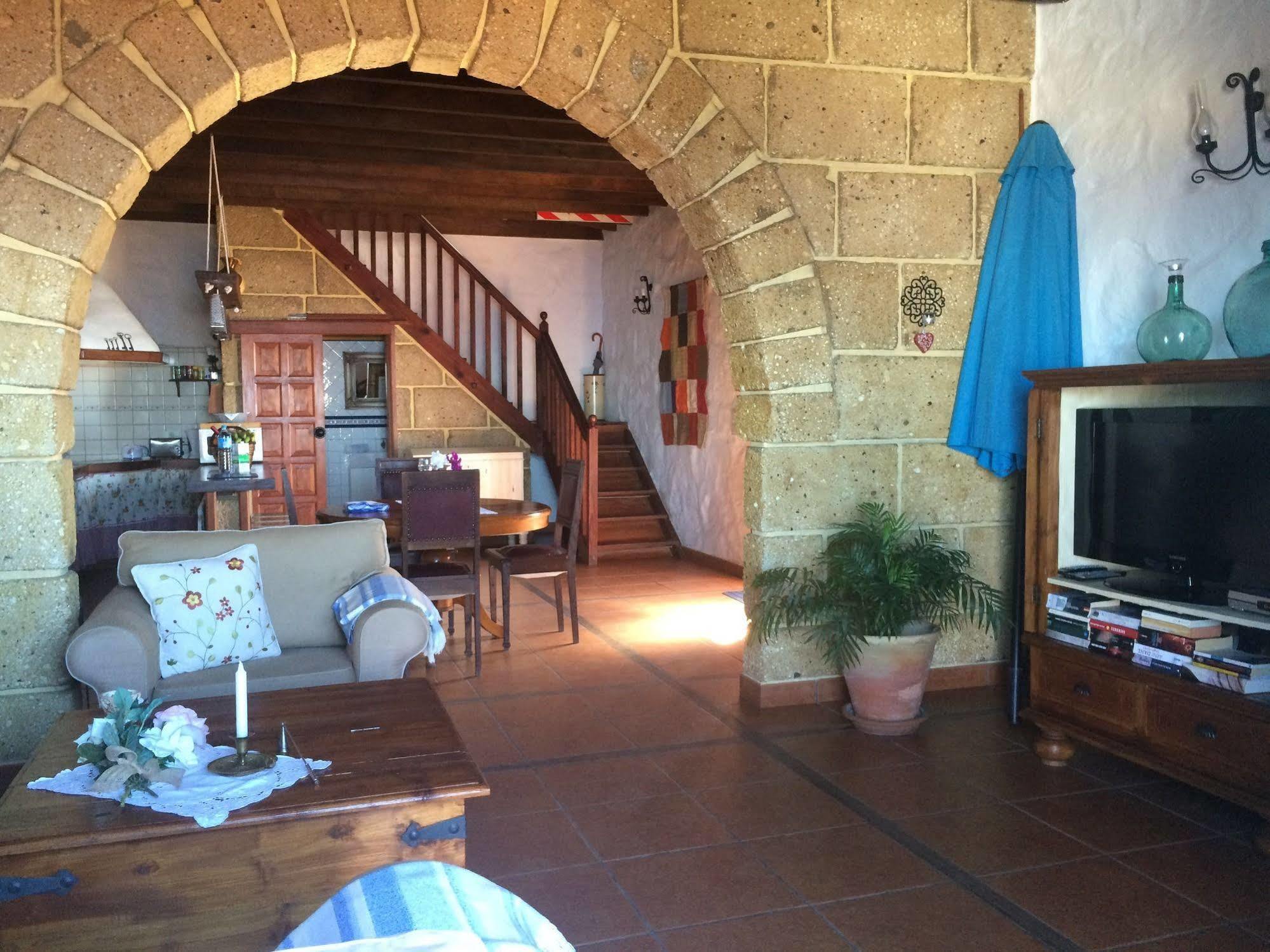 אדחה Casa Rural Tajona & Granero מראה חיצוני תמונה